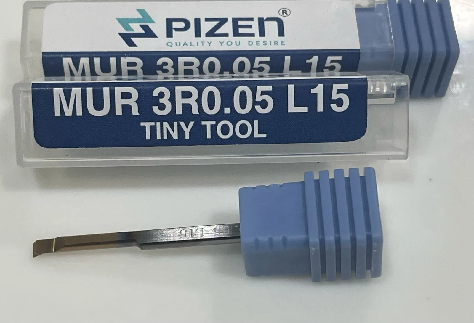Solid Carbide Cutters R4-D10-60L-4F (4MM)
