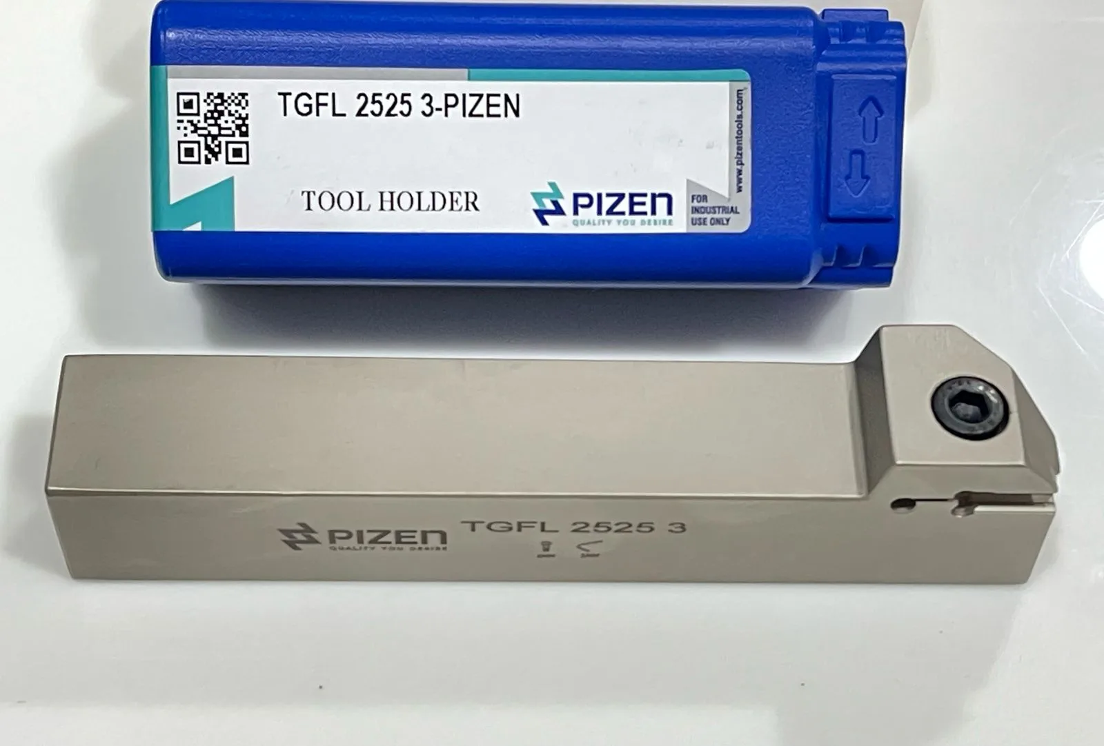 Turning Holders TTIL 32 4T10-PIZEN (TDC/TDT/TDJ/TDXU 4)