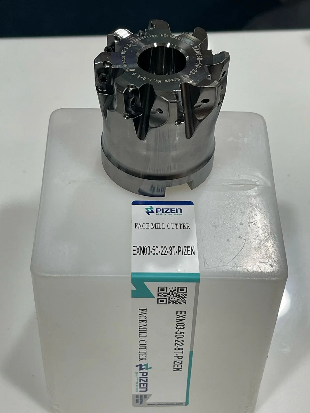 Indexable Cutters — 400R-32-C32-300L-3T