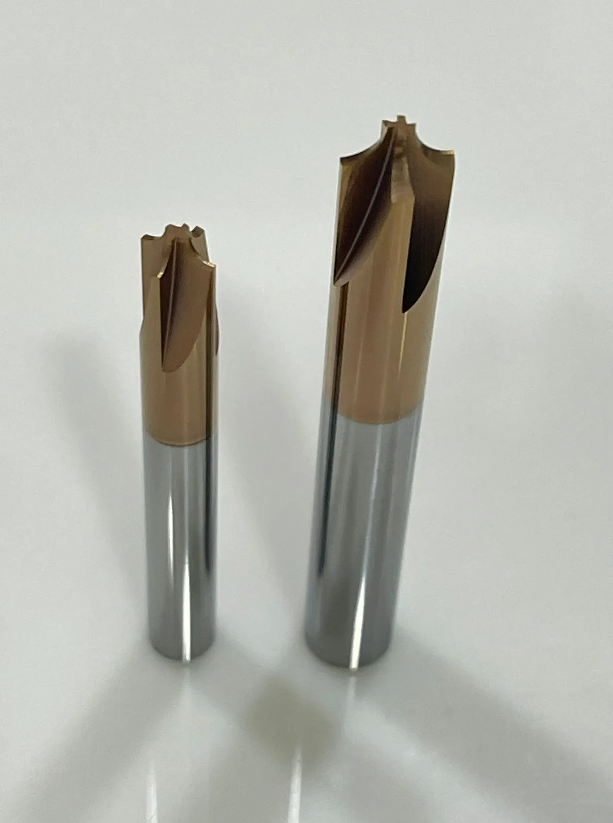 Solid Carbide Cutters DOV-D12-45DEG-60L-4F (12MM)