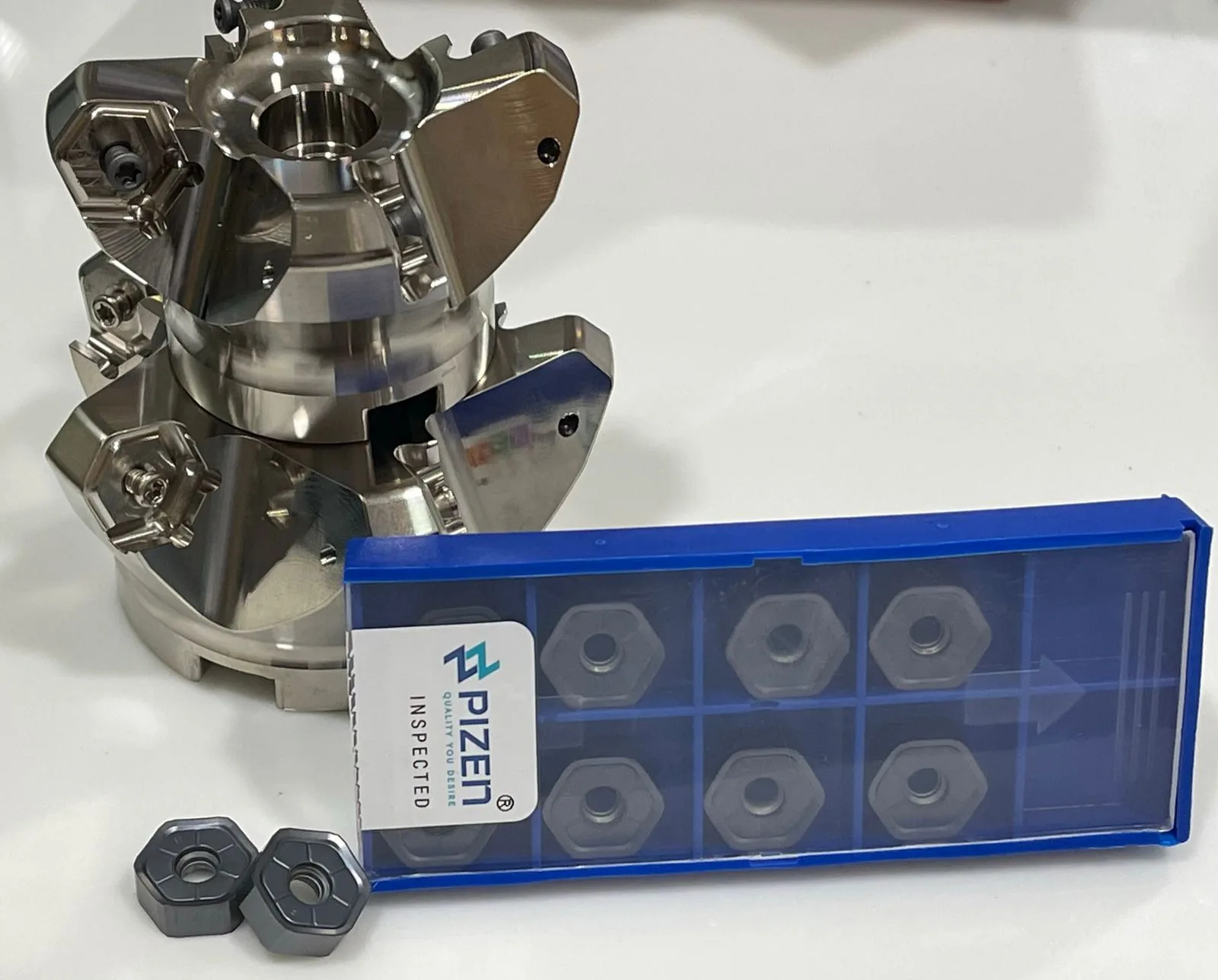 Indexable Cutters EMR-5R-20-C20-200L (RPMT 10T3)