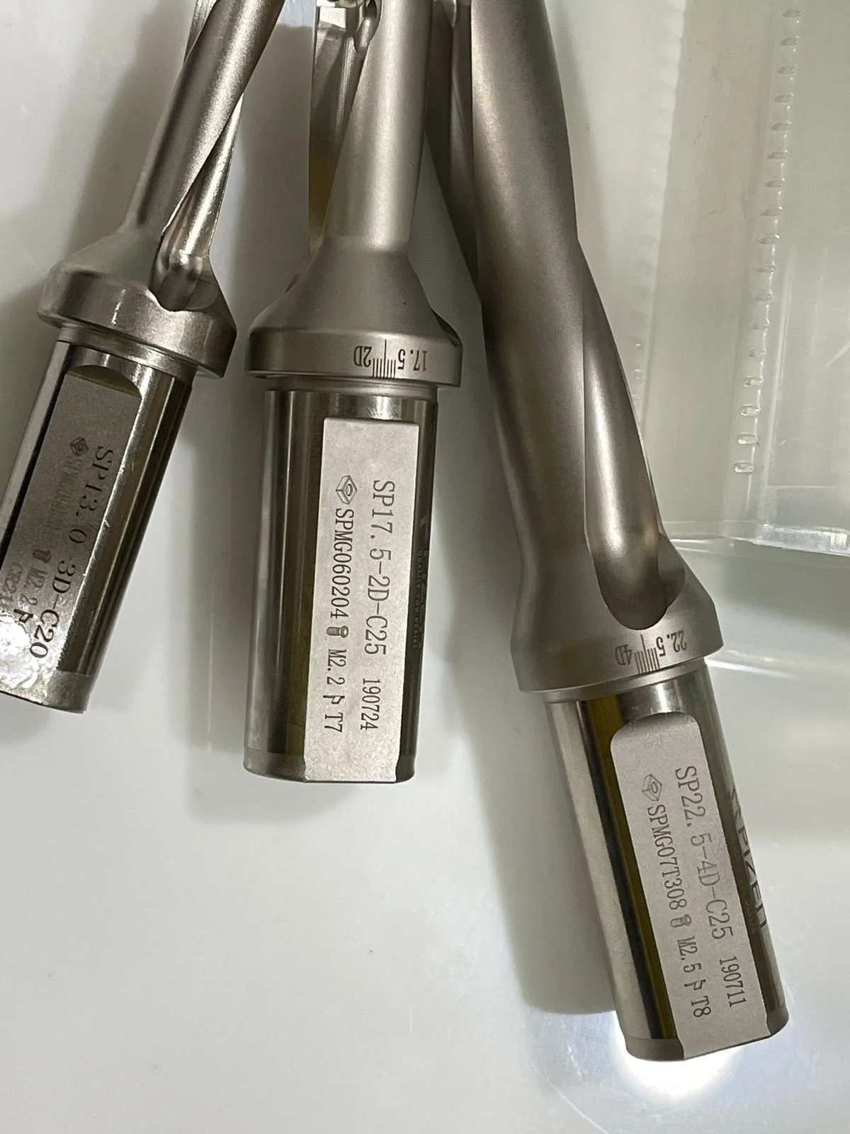 Carbide Drills — D11.4-70-130-55HRC